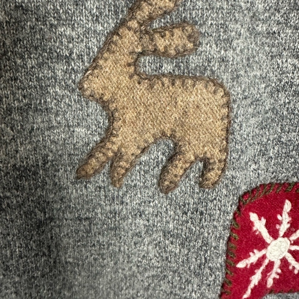 Woolrich Vintage Gray Holiday Appliqué Patch Sweater 100%Lambswool Size Large - Picture 5 of 9